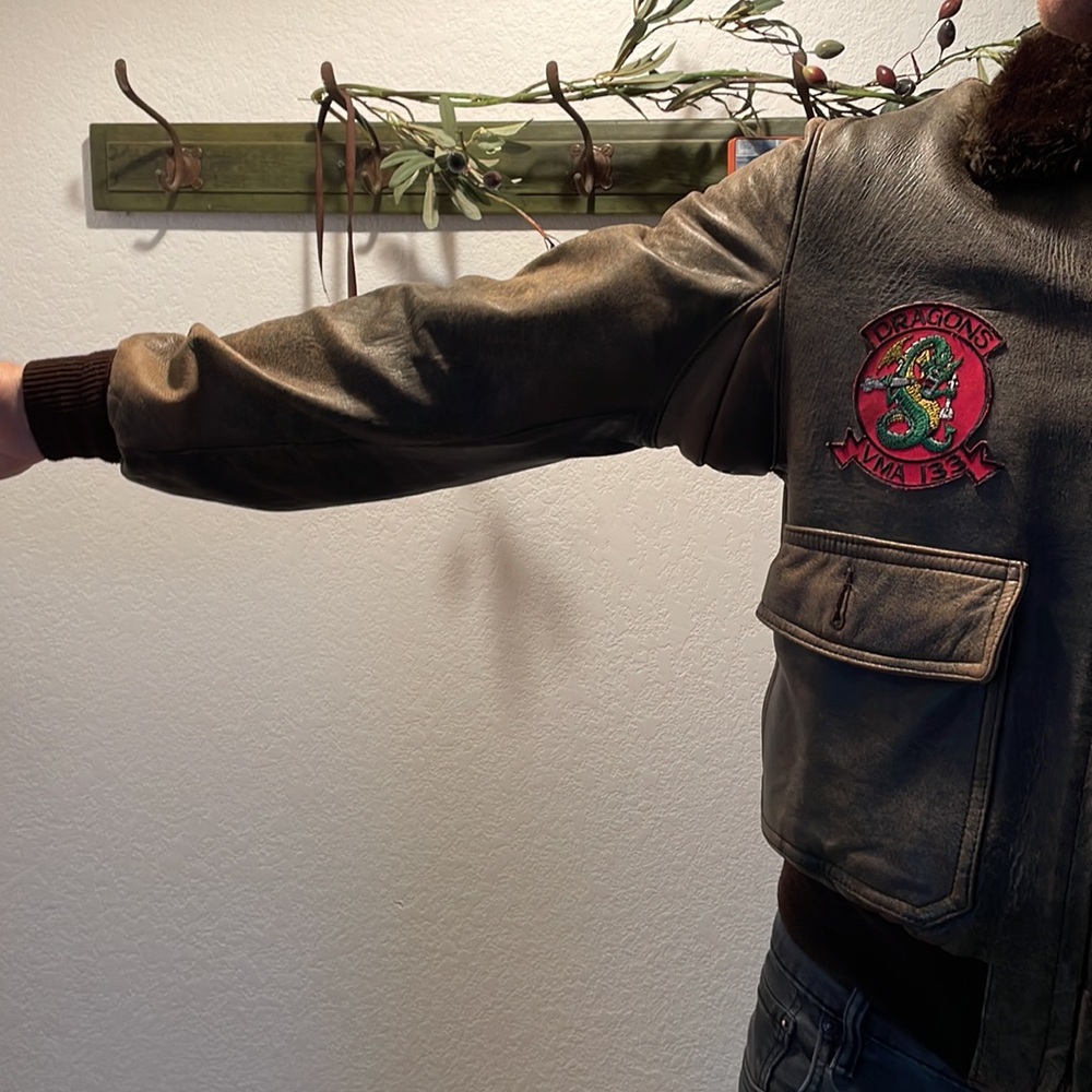 MUST SEE—Vintage Schott Bros leather G-1 Flyers jacket. Great shape. Made in USA - Picture 8 of 16